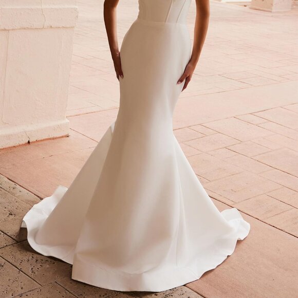 White wedding dress, mermaid bridal gown - Picture 2 of 5